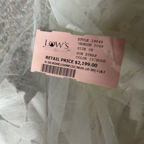 Everly Bride wedding dress size 8. New! - Picture 6 of 16
